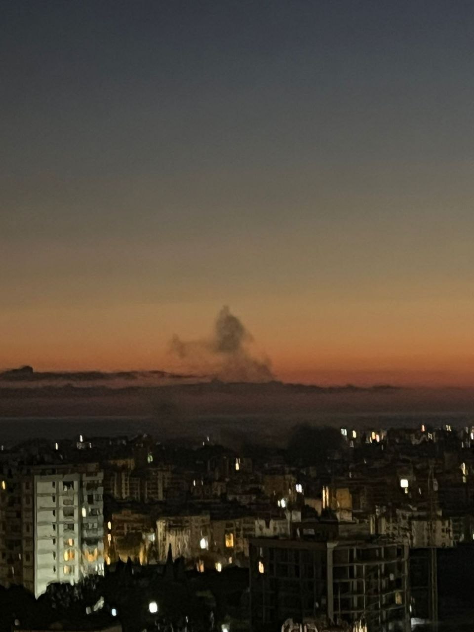 الغارة على الضاحية الجنوبية استهدفت محيط حارة حريك بثلاث صواريخ