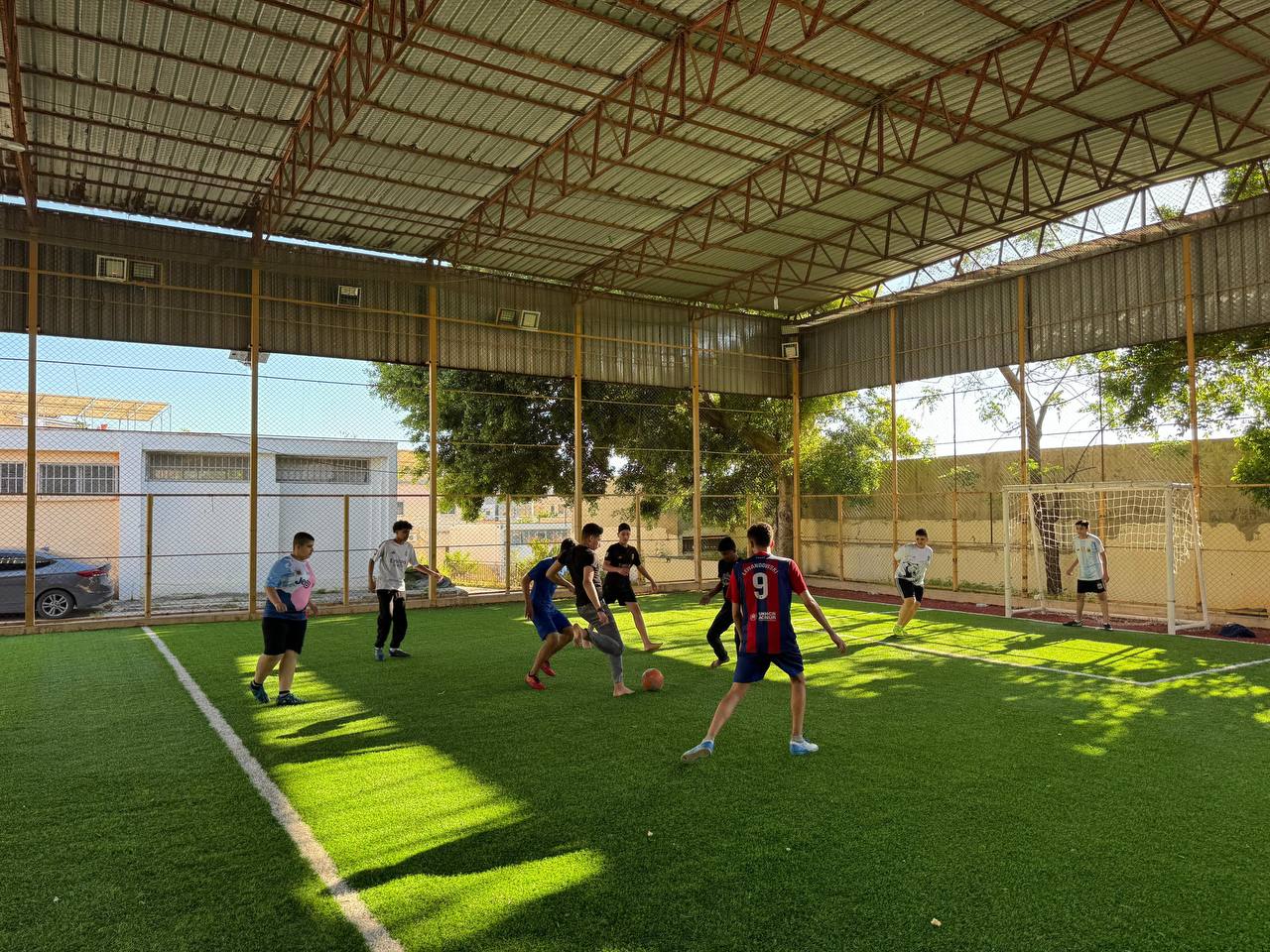 مجد تؤسس فريق كرة قدم في مخيم الرشيدية لتعزيز النشاط…