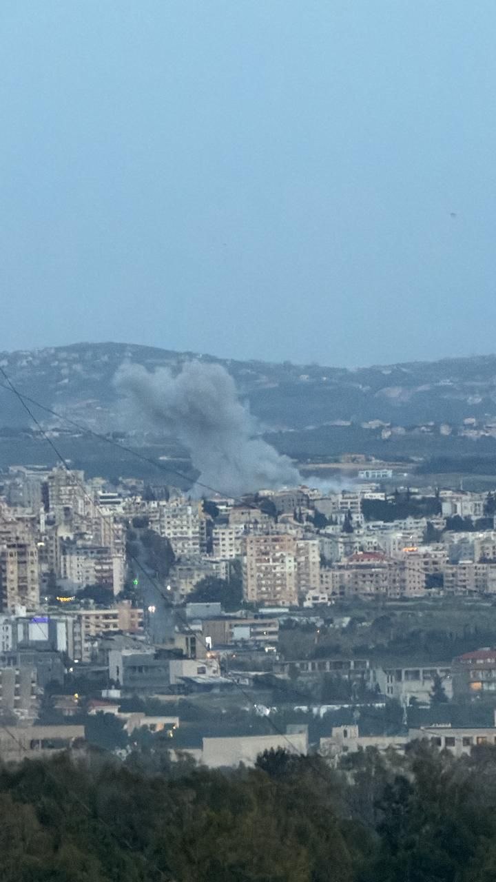 الغارة على بلدة باتوليه برج البعلبكي قضاء صور جنوبي لبنان
