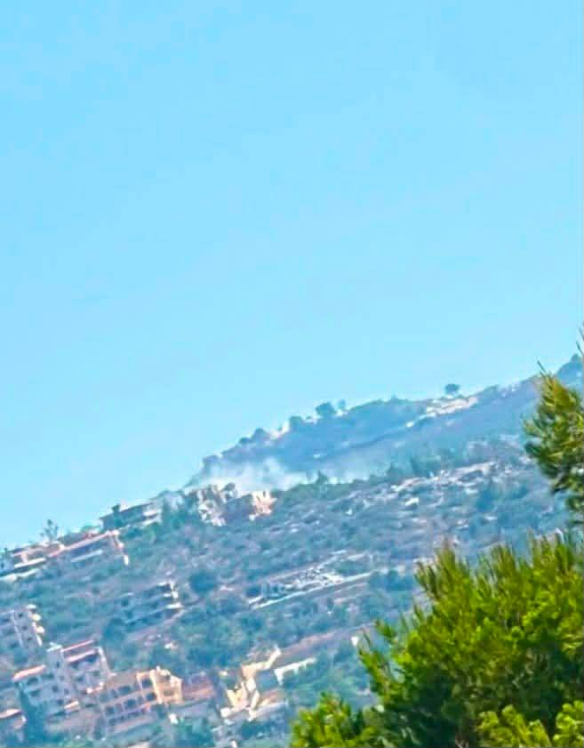 قذيفة مدفعية إسرائيلية استهدفت مشاع بلدة المنصوري