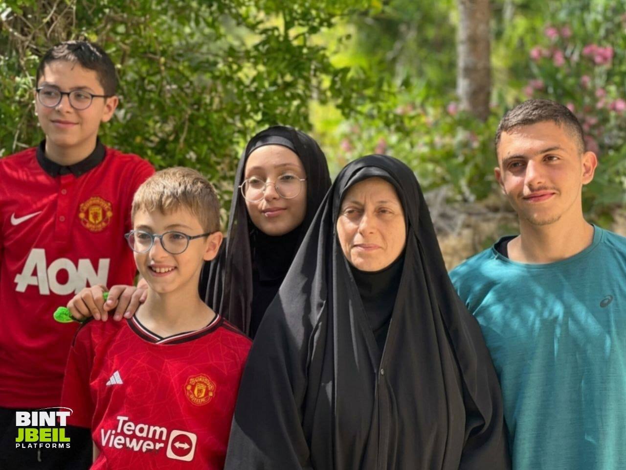 شهداء  المجزرة الإسرائيلية في بلدة أنصار جنوبي لبنان