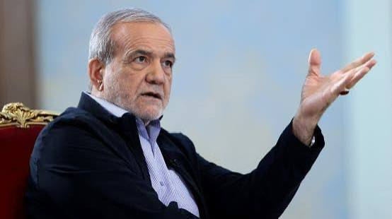 الرئيس الإيراني مسعود بزشكيان:
– اتفقنا مع عمان بشأن مسار العبور…