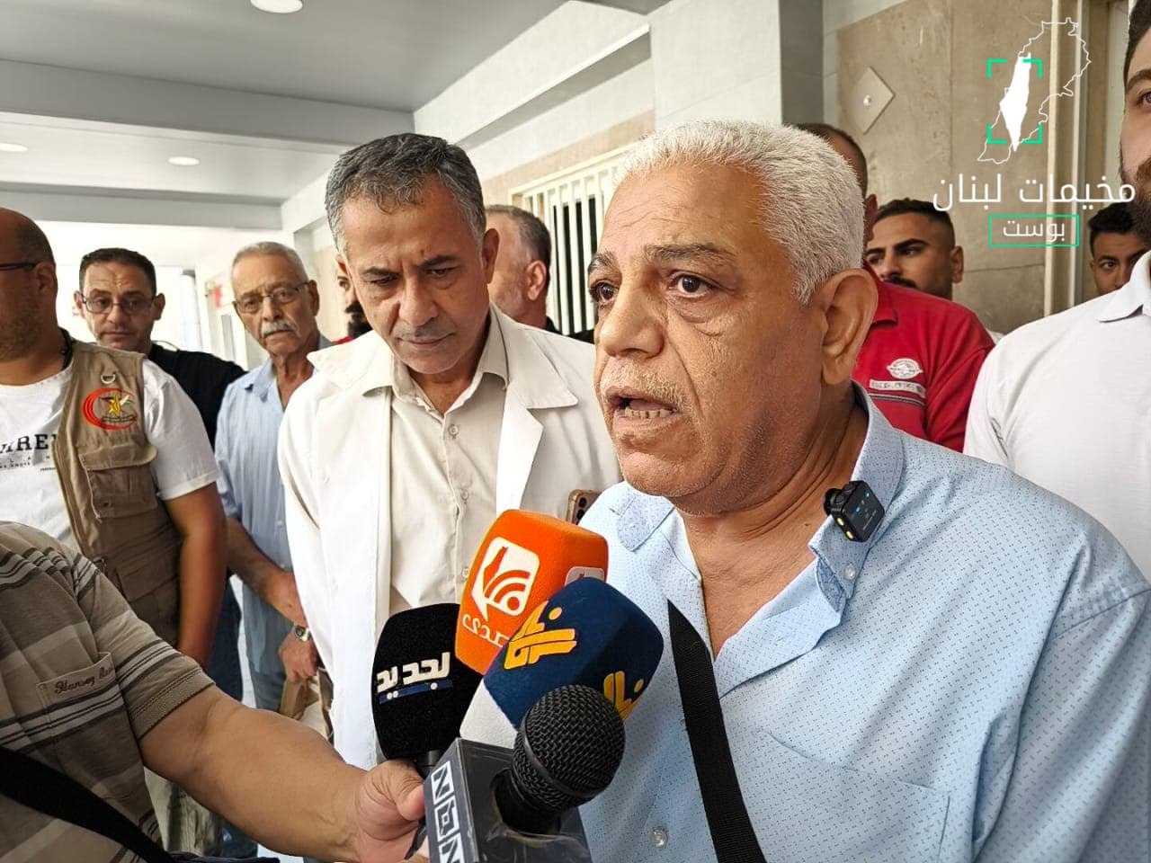 وقفة احتجاجية لموظفي ومتعاقدي جمعية الهلال الأحمر الفلسطيني في مخيم…