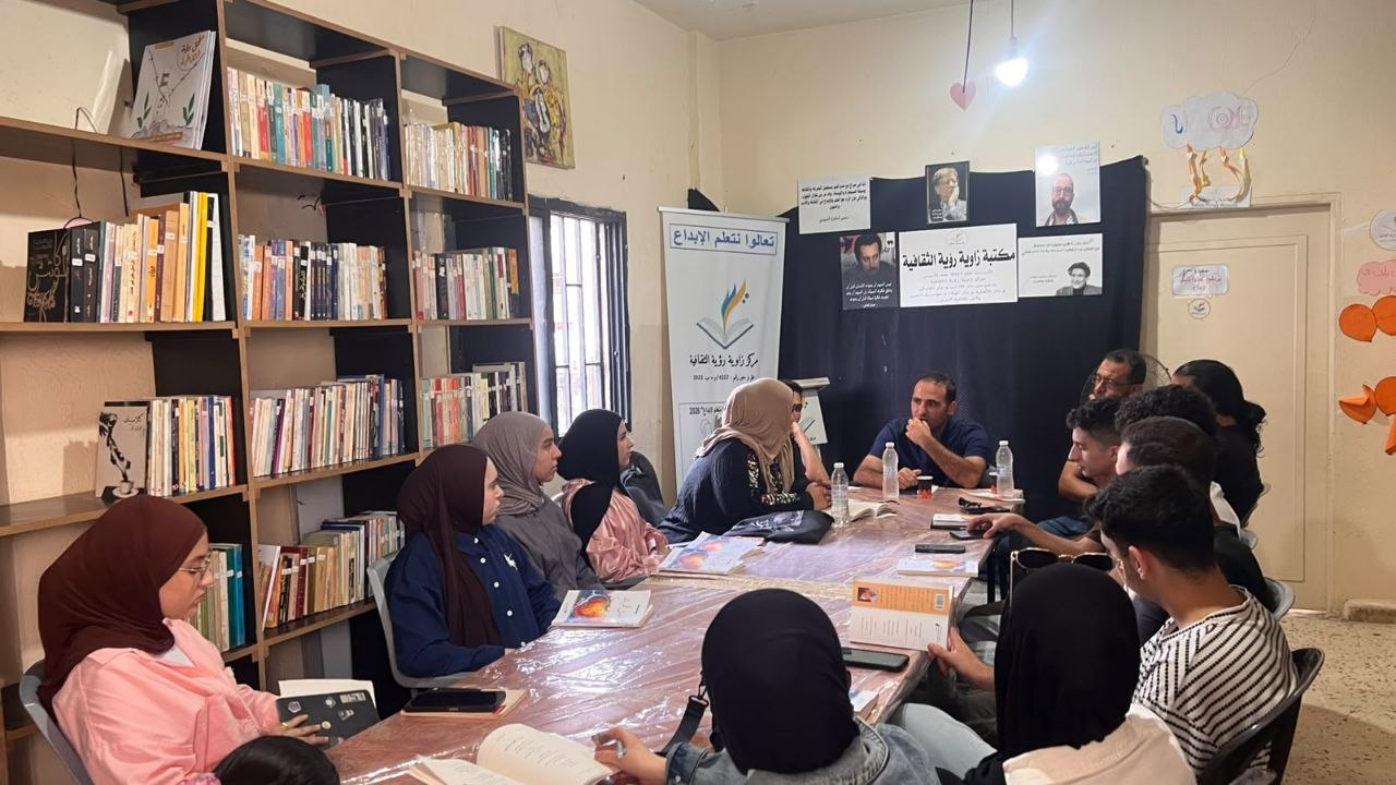 أقام فريق نادي القراءة والكتابة في مركز «زاوية رؤية الثقافية»،…