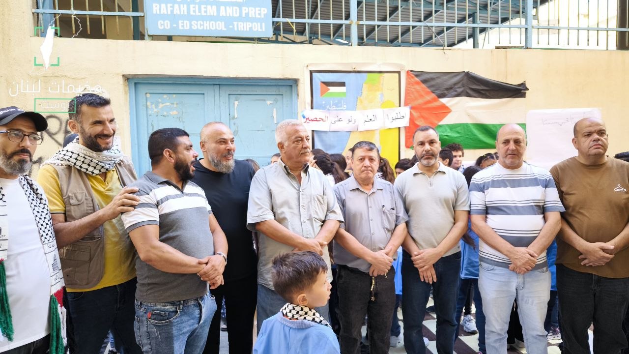 خاص ـ نظّمت لجنة أهالي طلاب مدرسة رفح اعتصاما حاشدا،…