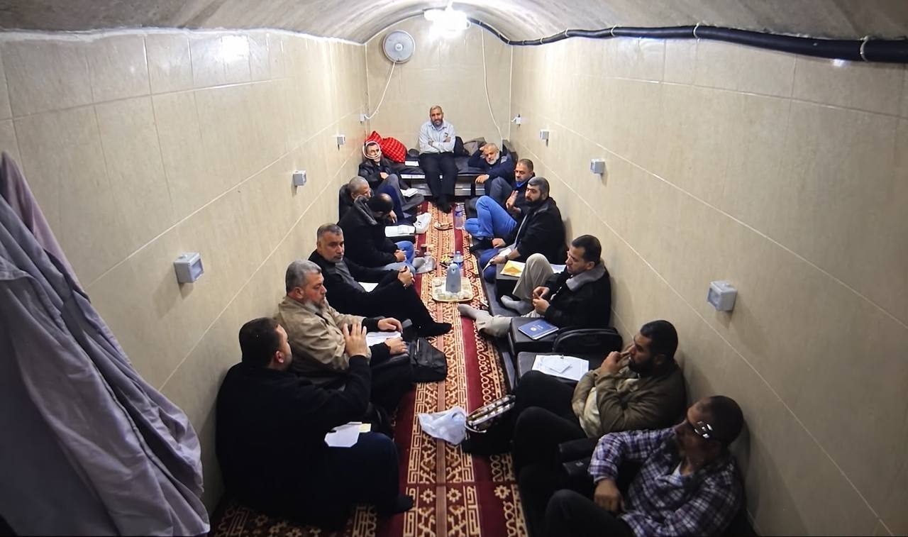 مجلس الشهداء..

صورة تعرض لأول مرة لقيادات المجلس العسكري العام لكتائب…